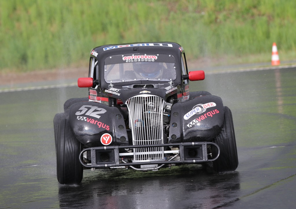 Bilen styrede ikke så godt i regnvejr
(Foto: Motorsporten.dk)